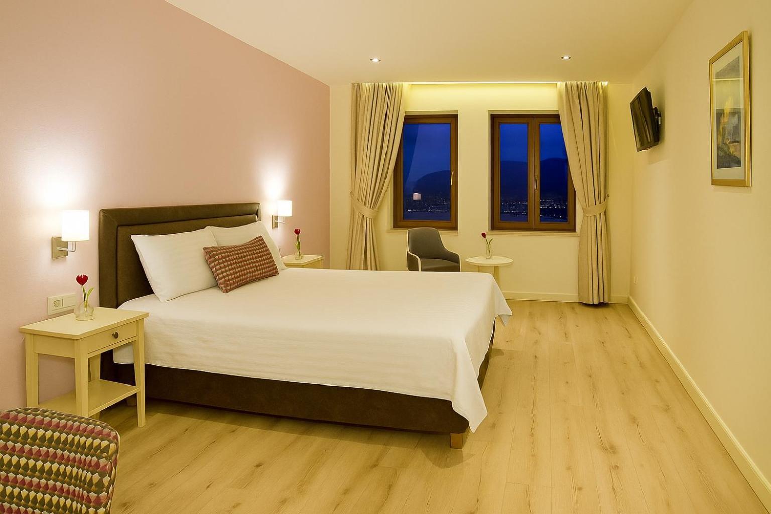 Arktos Hotel Янина Экстерьер фото