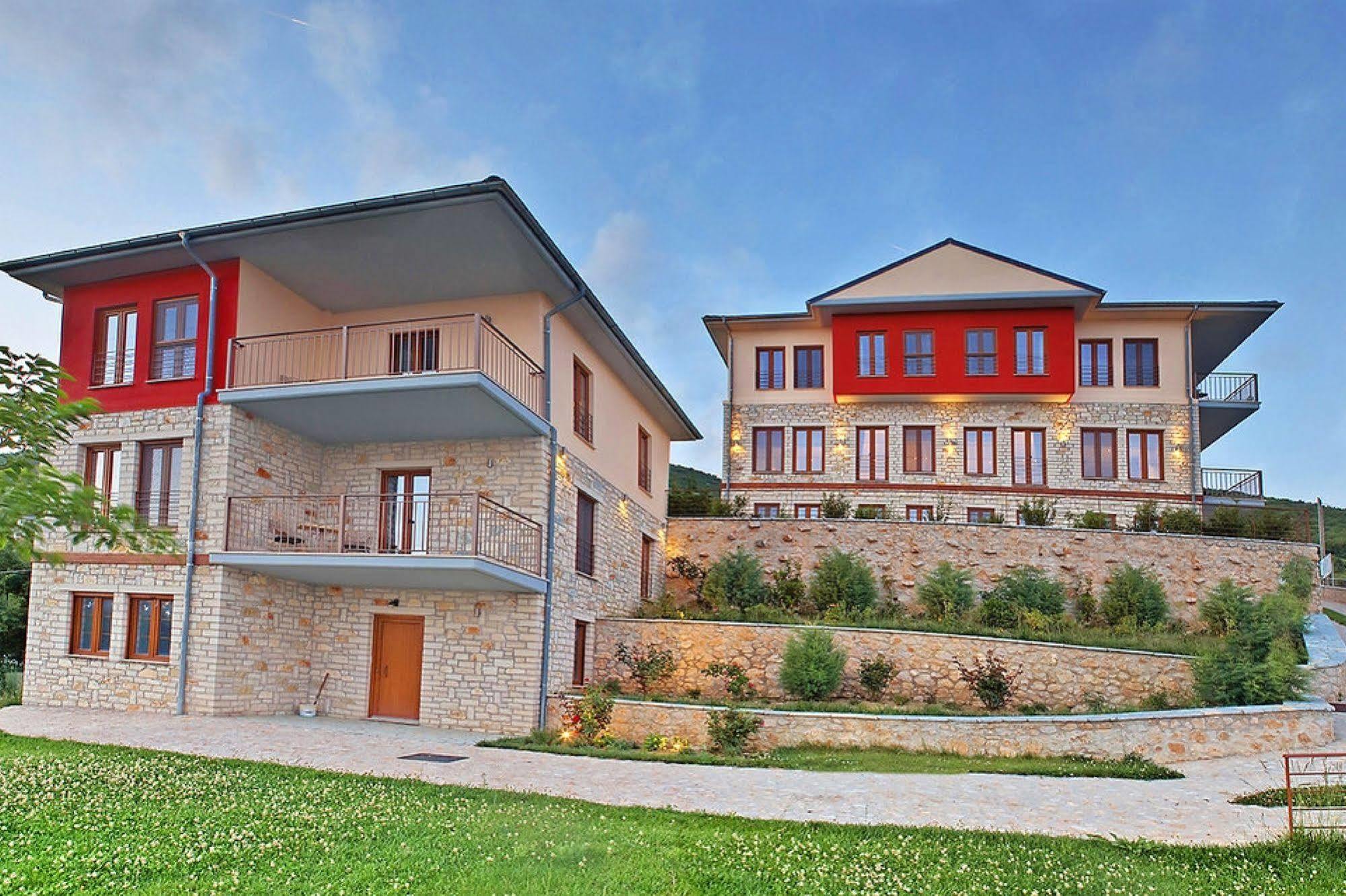 Arktos Hotel Янина Экстерьер фото